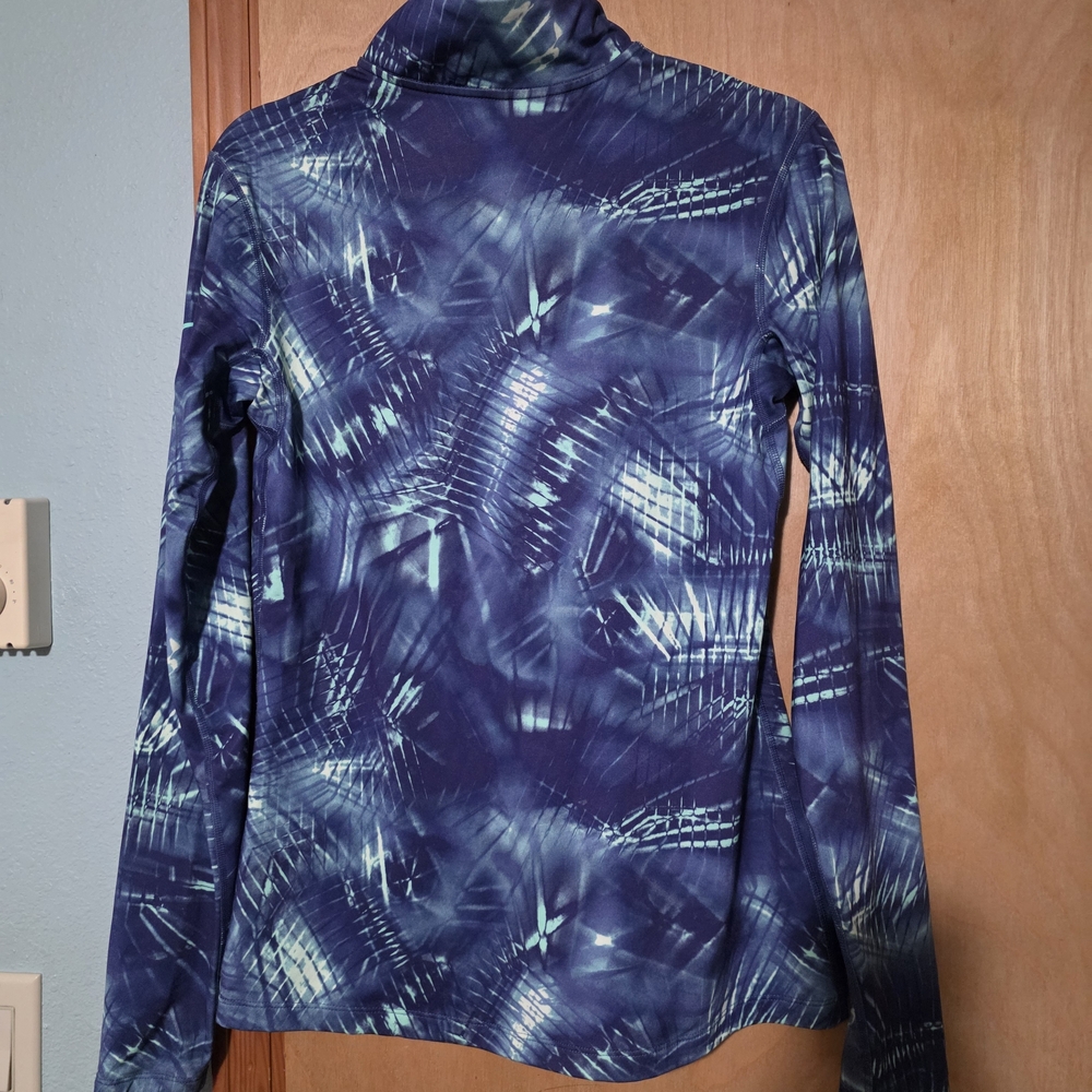 Nike Women's Abstract Blue and Light Green Dri-Fit 1/2 Zip Pullover - Picture 3 of 3